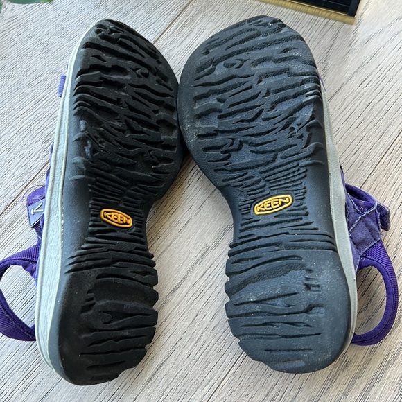Keen purple hiking sandals - Picture 3 of 4